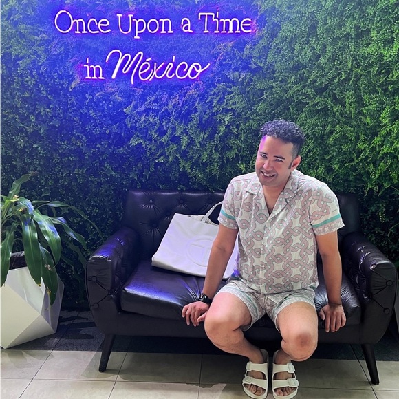 BooHoo Man Aztec Print Short Sleeve Button Down Shirt In Large - Picture 7 of 7